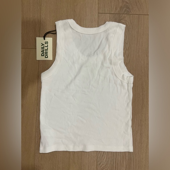 Daily Drills Ribbed Tank - Picture 3 of 3